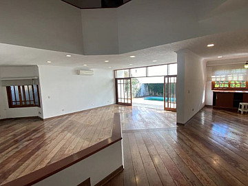 Casa - Aluguel - Alphaville - Santana de Parnaíba - SP